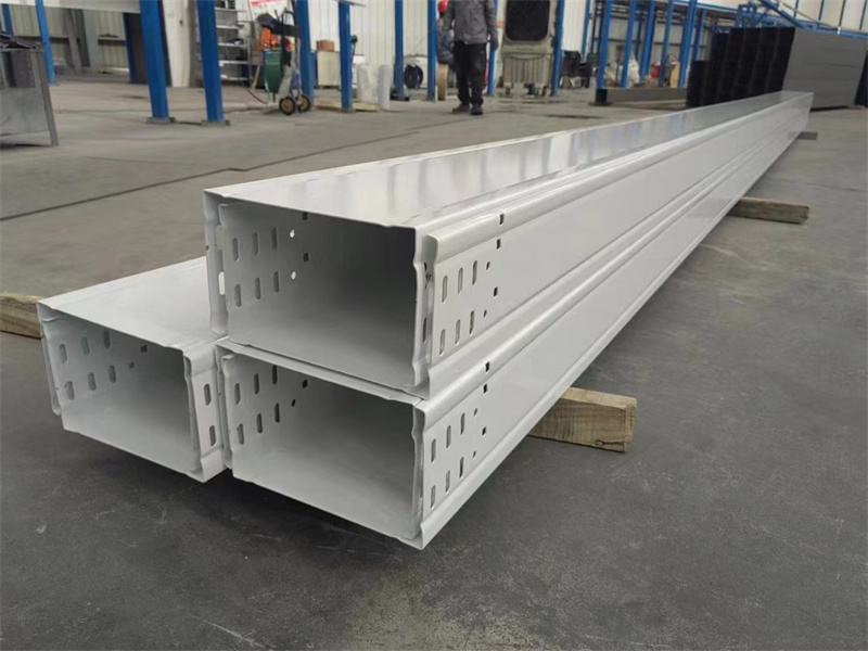 防火喷塑电缆桥架